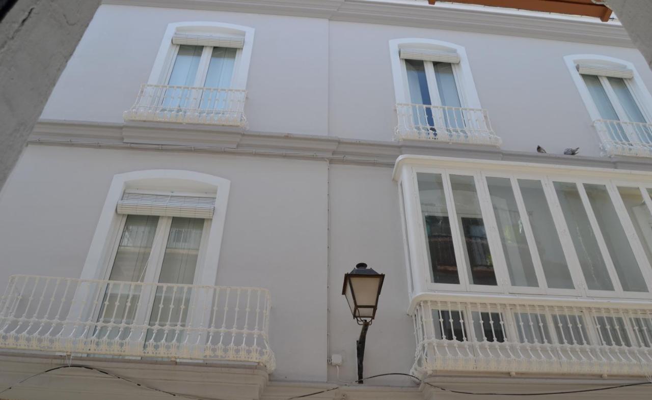 Apartamento Lupa 加的斯 外观 照片